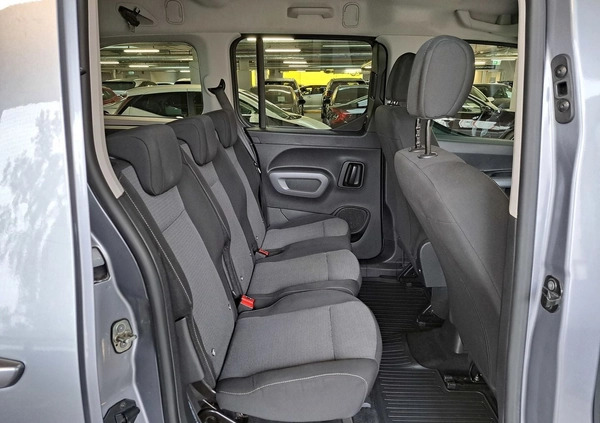 Toyota Proace City Verso cena 94900 przebieg: 146315, rok produkcji 2020 z Kraków małe 529